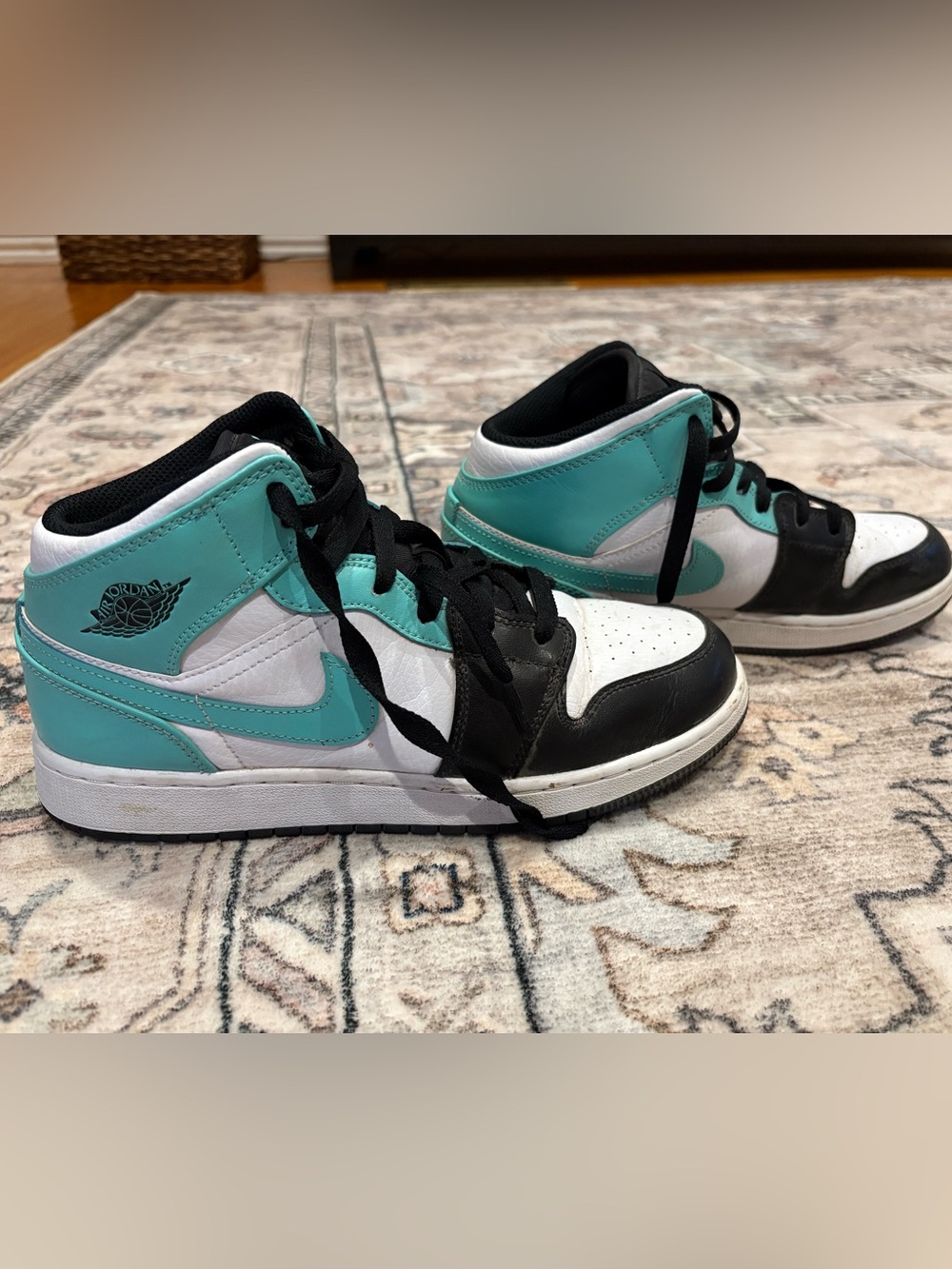 Nike High-Top Sneakers in Teal, Black & White